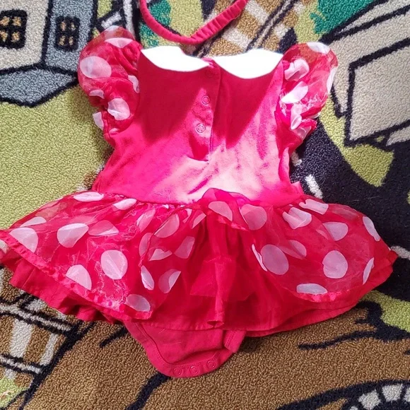 FREE WITH PURCHASE: Disney Minnie Mouse Baby Outfit - Picture 5 of 5
